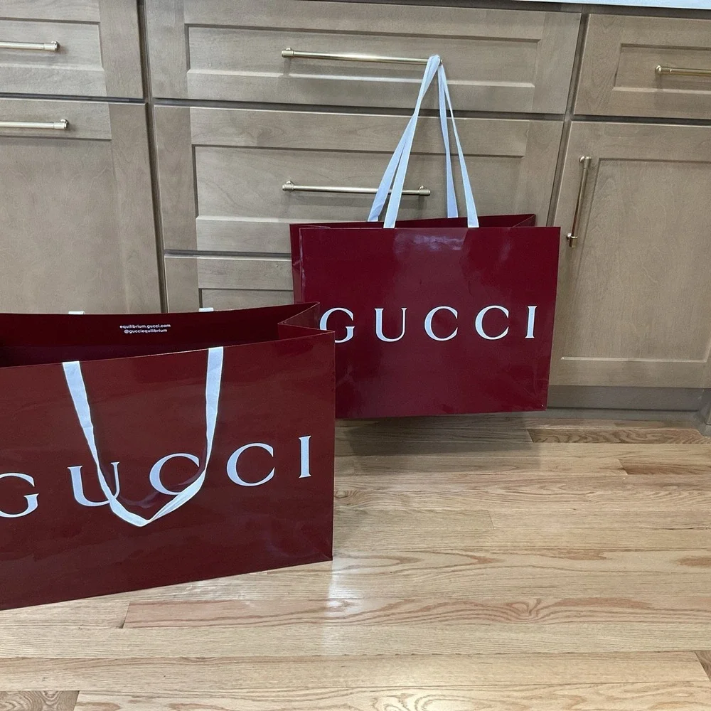 Gucci Gift Shopping Bag Red L & XL